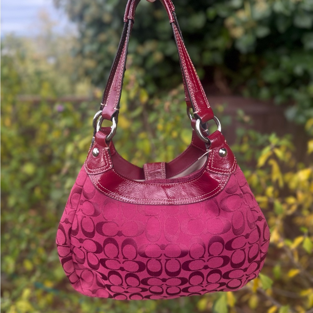 Vintage Coach Lynn SoHo Signature Canvas Cherry Red Shoulder Hobo Bag F17094 - Picture 4 of 12
